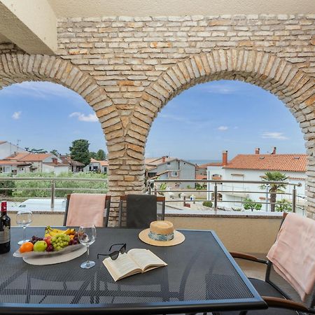 Apartments Marizela Porec Exterior photo