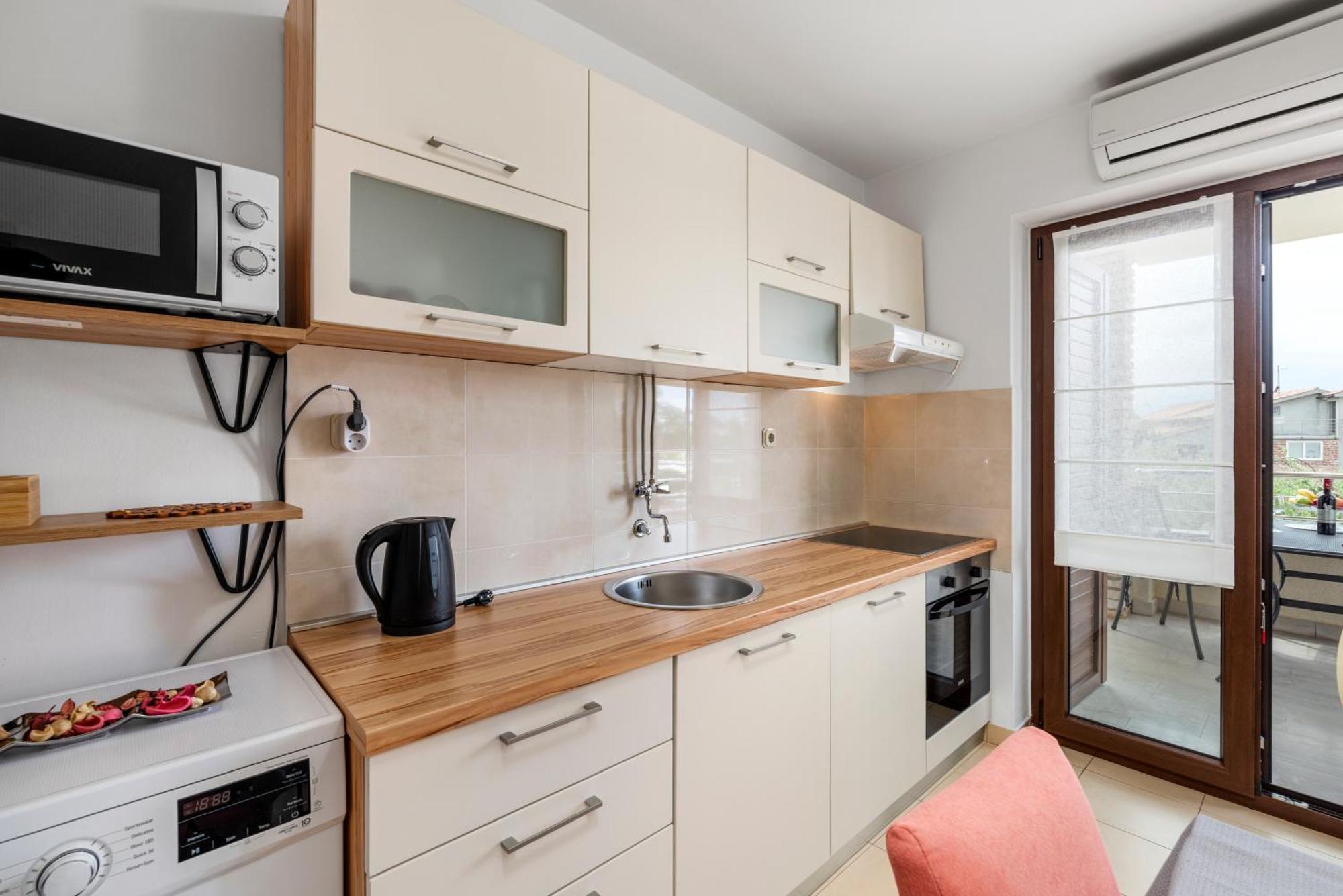 Apartments Marizela Porec Exterior photo