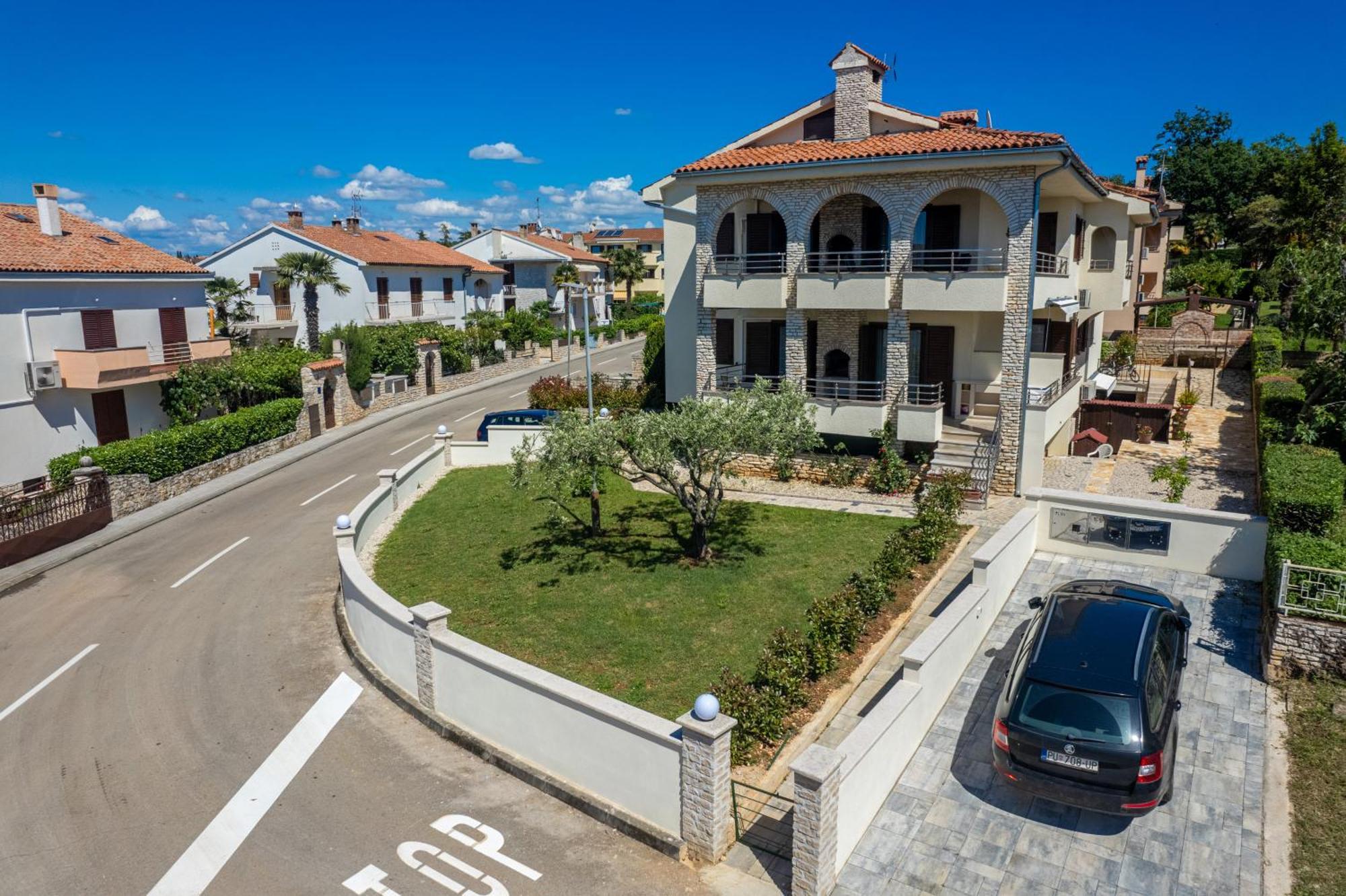 Apartments Marizela Porec Exterior photo